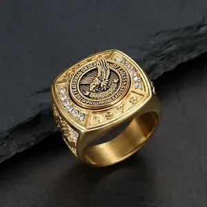 New hot-selling product in Southeast Asia: Stainless steel vacuum-plated gold diamond-studded Philippine Eagle men's ring