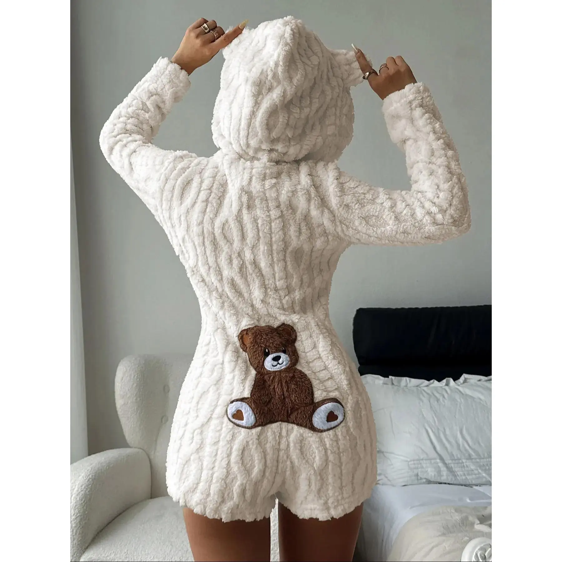 Women's Cute Teddy Bear Embroidered Hooded Fleece Sweatshirt, Casual Comfortable Fashion Design, Perfect Gift for Her, Daily Wear