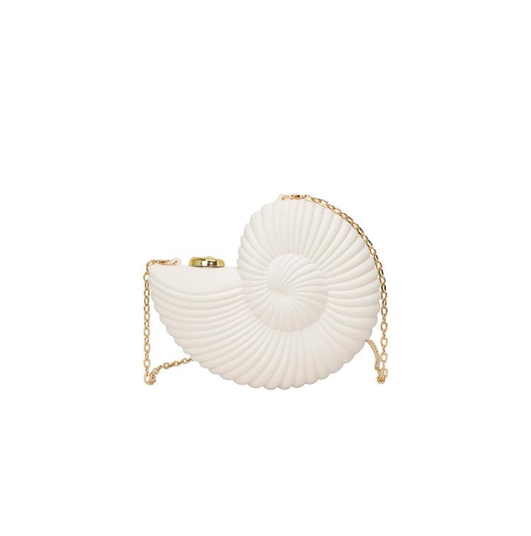 Personalized Conch Shell-Inspired Women's Crossbody Clutch Bag Y2K Summer Chain Mini Shoulder Bag Coastal Beach Vacation Evening Dinner Handbag Unique Sculptural Seashell Envelope Purse Lightweight Versatile Party Wedding Gift