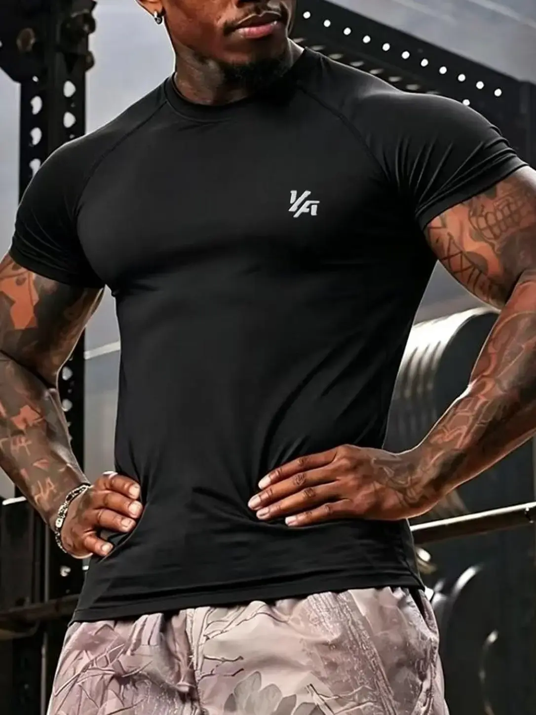 Men's Sporty Short Sleeve Top, Slim-Fitting, High Elasticity, Quick-Dry, Breathable, Ideal for Gym Training, All Seasons