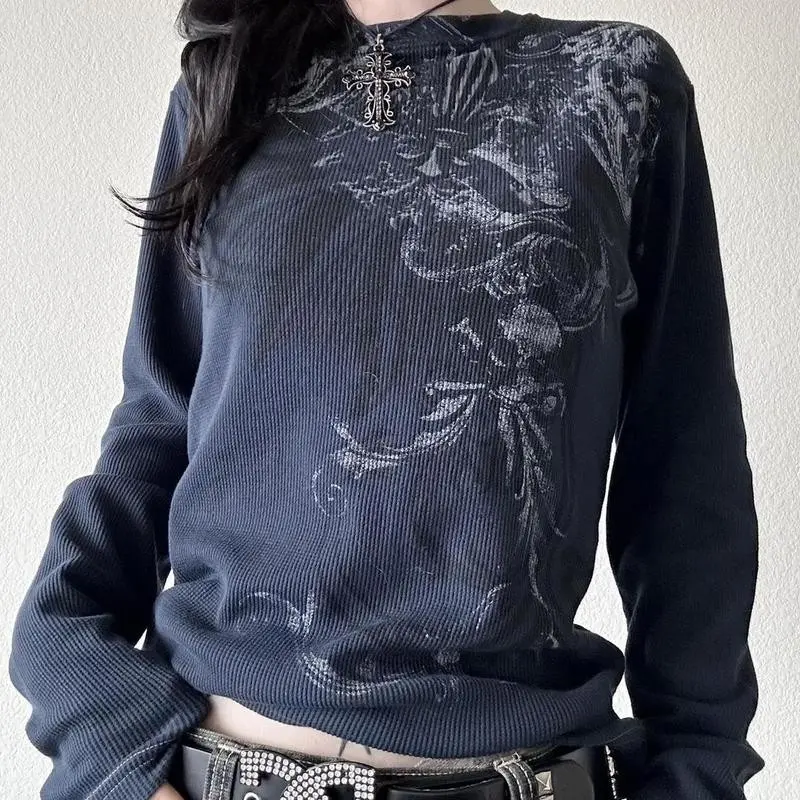 Y2K T-shirt Skulls Graphic Print Long Sleeve Pullovers Tops Women 9Os Vintage Aesthetic Tees women's graphic tees Womenswear Punk Hoodie