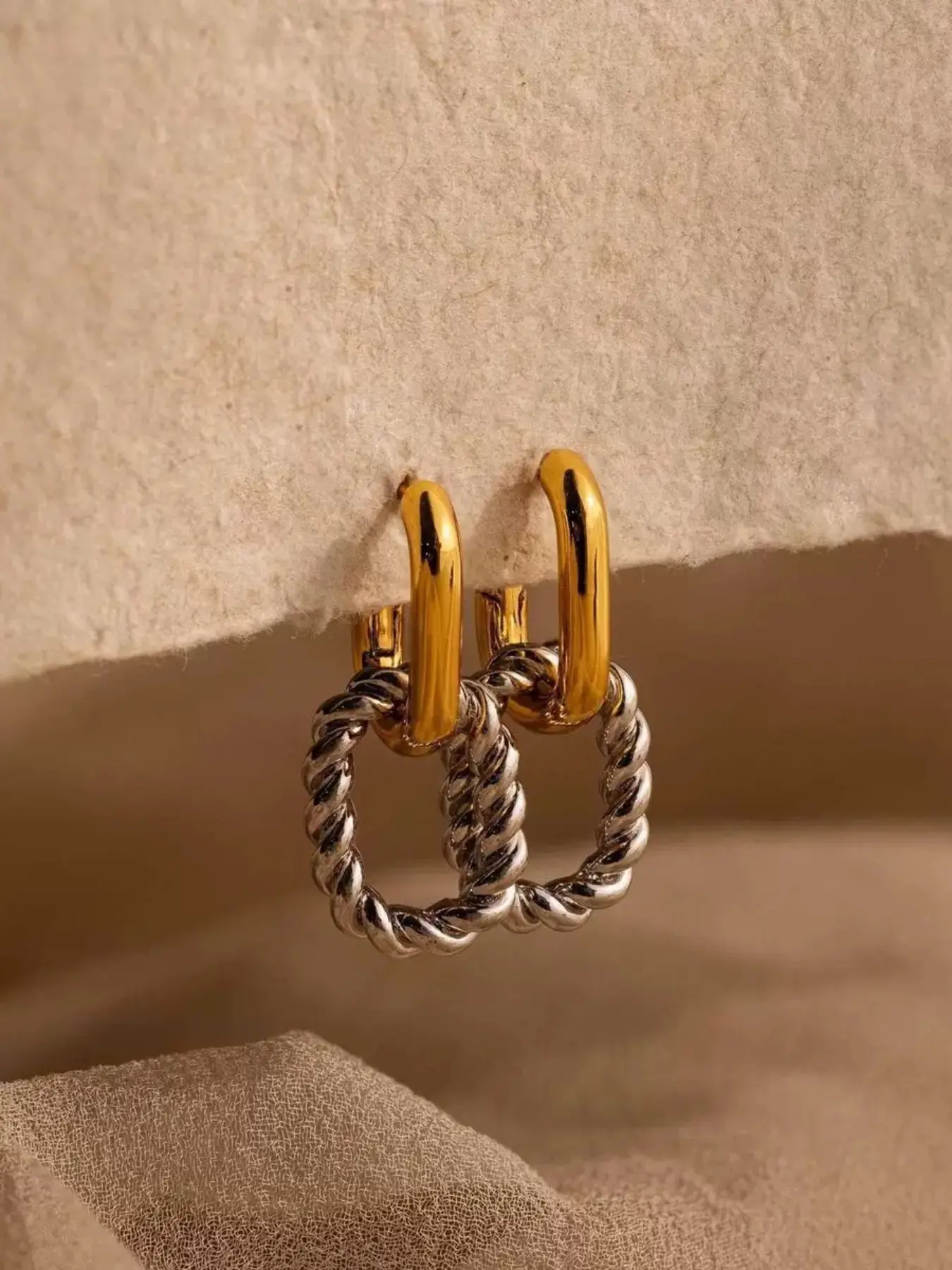 Double Color Oval Twist Twin Circle Stack Earrings, Casual Stainless Steel Jewelry, All Seasons Wear, Plain Pattern, No Choking Hazard