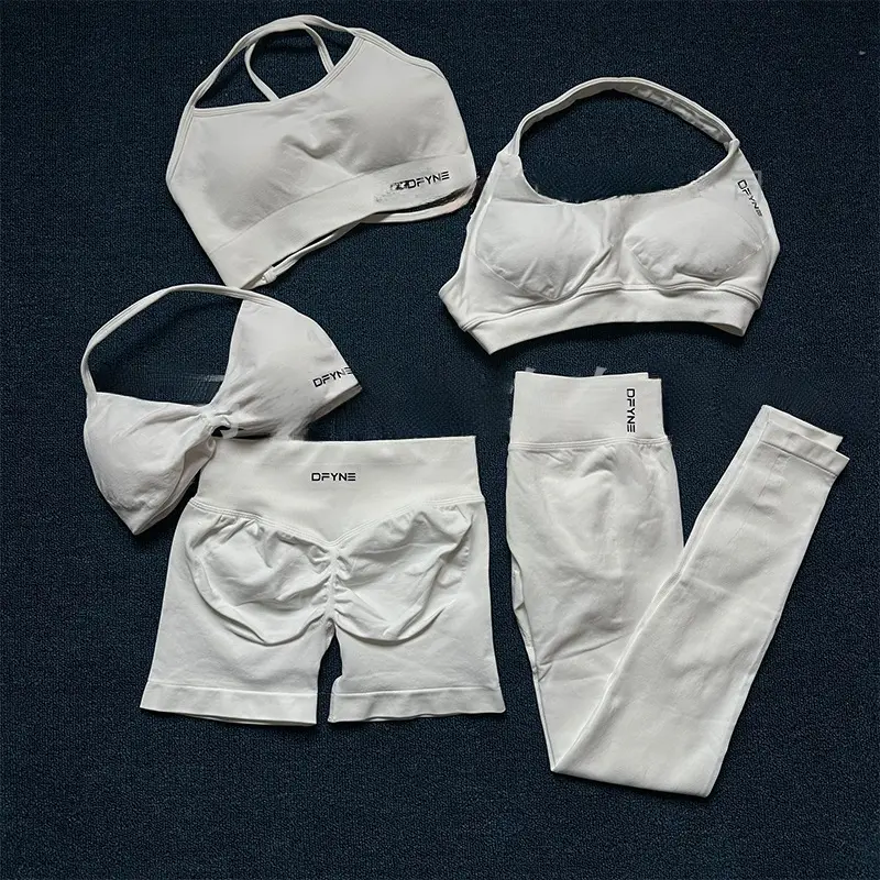 DFYNE Seamless Sculpting Yoga Set - High-Waisted Scrunch Bum Leggings & Sports Bra for Gym & Pilates