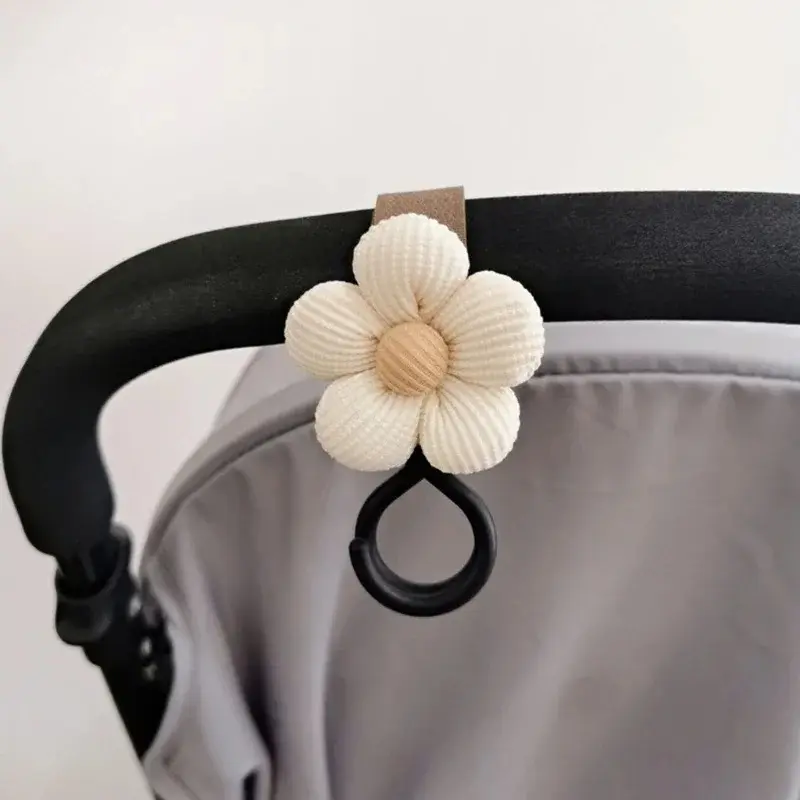 1 baby stroller hook flower shaped stroller Korean baby umbrella stroller Velcro children's stroller walking accessories