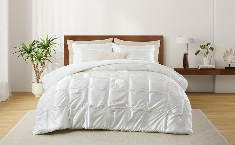 King Size Comforter Set Ivory White, 3 Pieces Soft and Lightweight Silk Bedding, All Season Down Alternative Comforter Bed Set