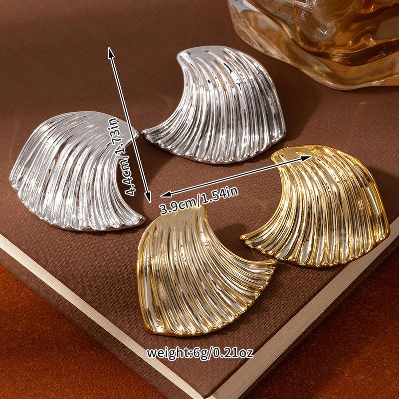 High-end Light Luxury Textured Leaf Earrings, Metallic Style, Personalized Stereo CCB Multi-layer exaggerated Multi-layer Flower Earrings