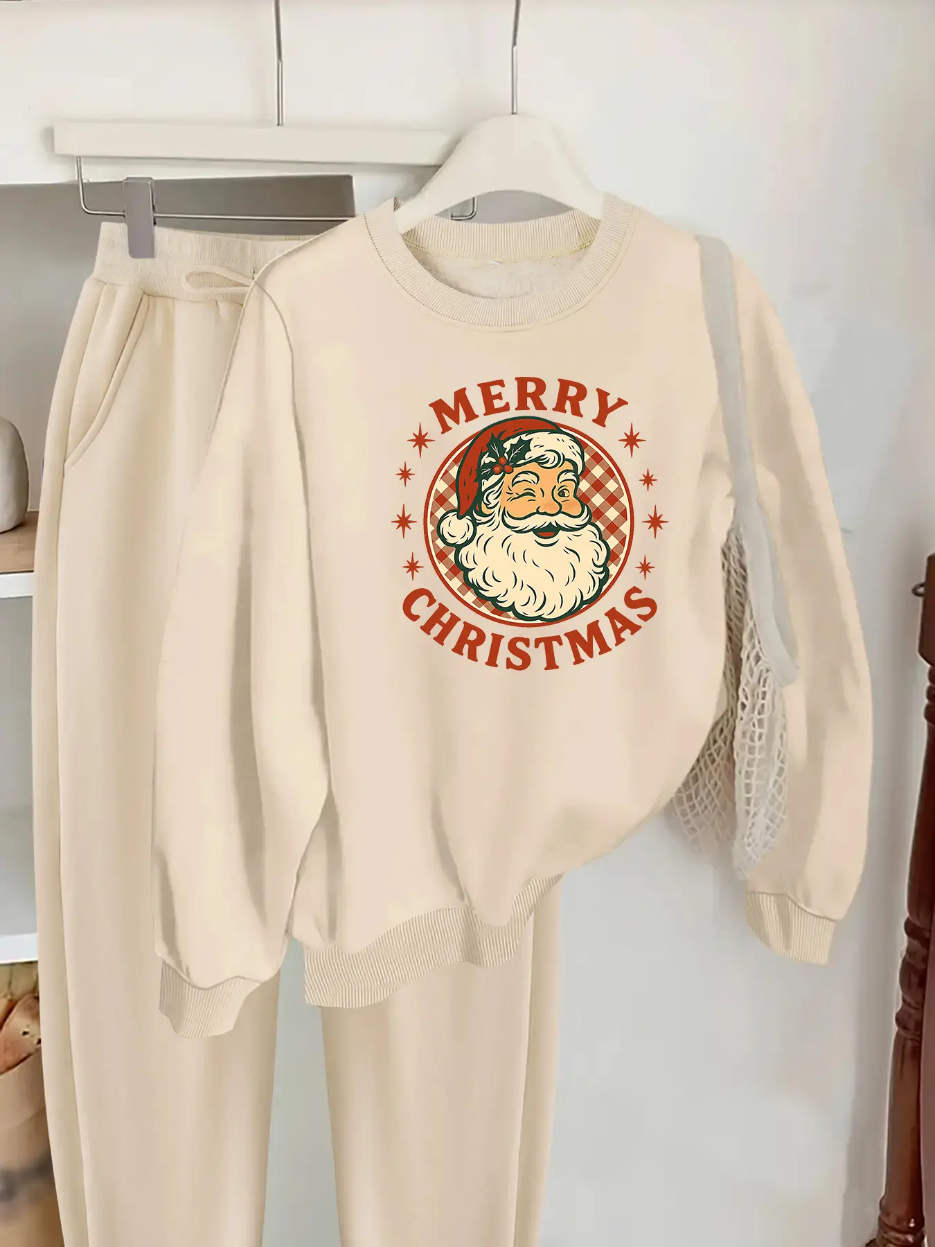Christmas Two-Piece Set, Christmas Print Plus Size Slimming Women's Clothing, Winter Warm Lamb Fur + Pants, Female Fashion Sweatshirt