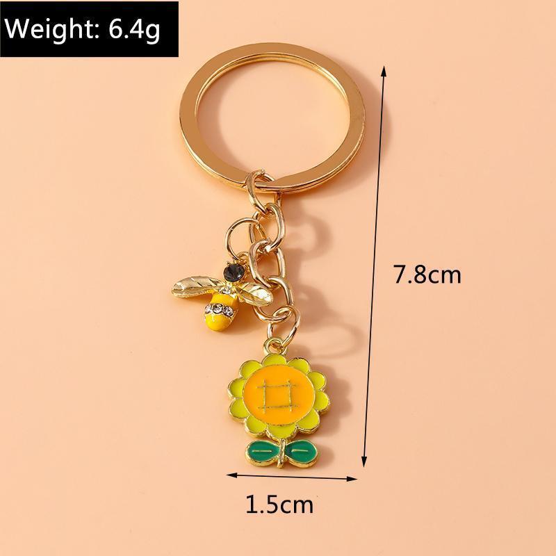 Cute Enamel Daisy Keychain Flower Keyring Pendants for Car Key Holder Women Girls Handbag Accessories Handmade Jewelry Gift