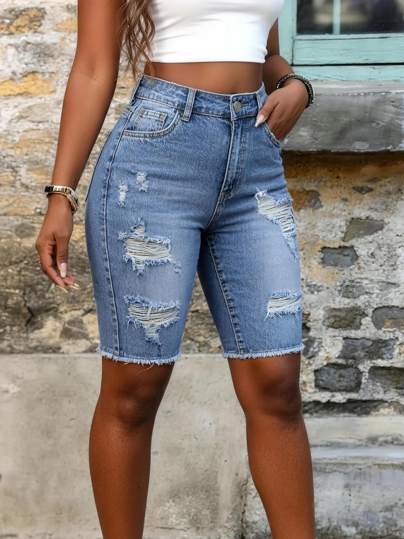 Blue Five-Quarter Frayed Hole Ripped Jeans, Casual Fashion, Suitable for Home and Outdoors, Loose-Fitting, Solid Pattern, All Seasons