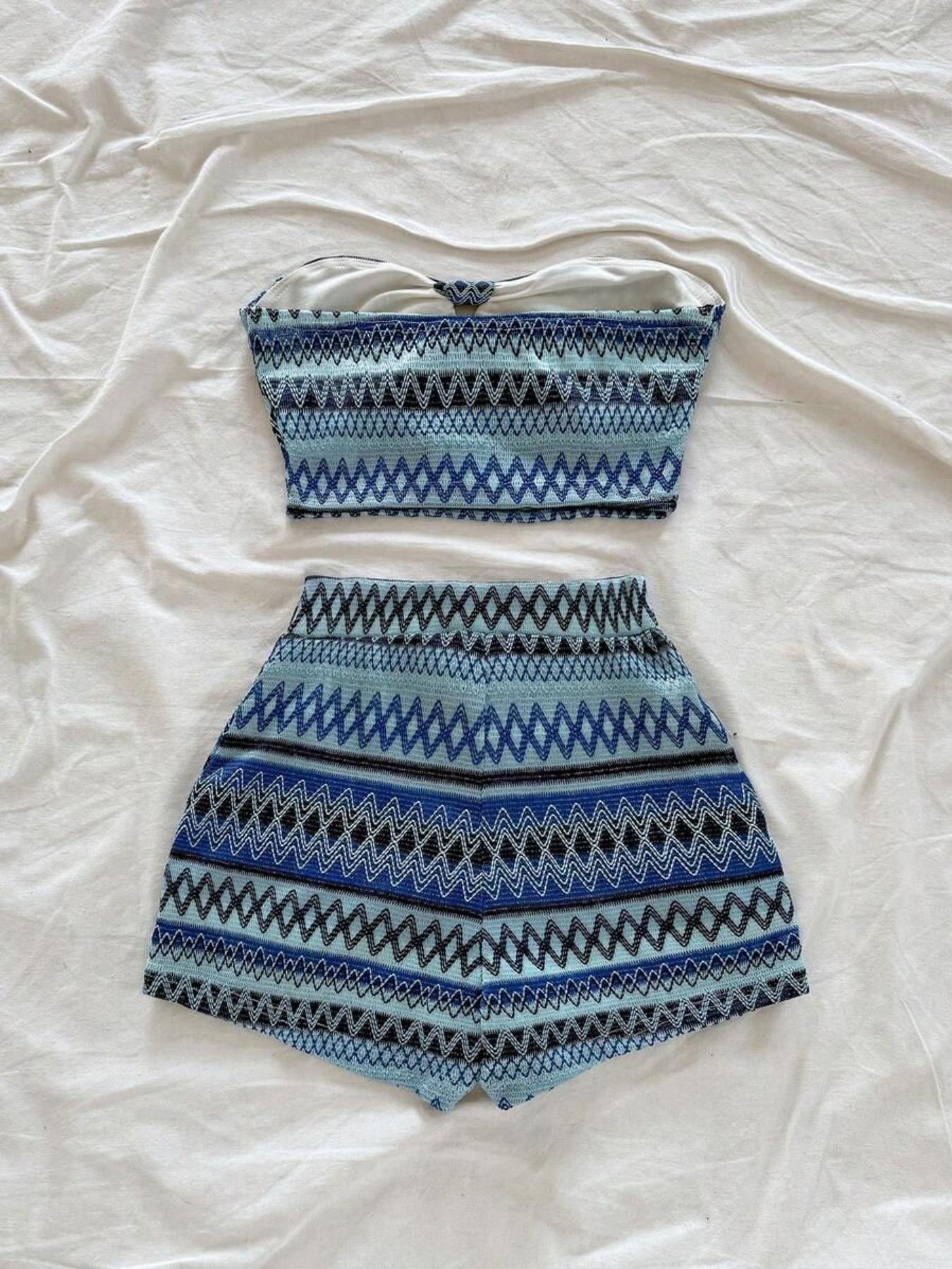 Women's Striped Pattern Crop Tube Top & High Waist Shorts Set, Casual Fashion Cozy Two Piece Set for Daily Outdoor Wear, Ladies Clothes for All Seasons Womenswear