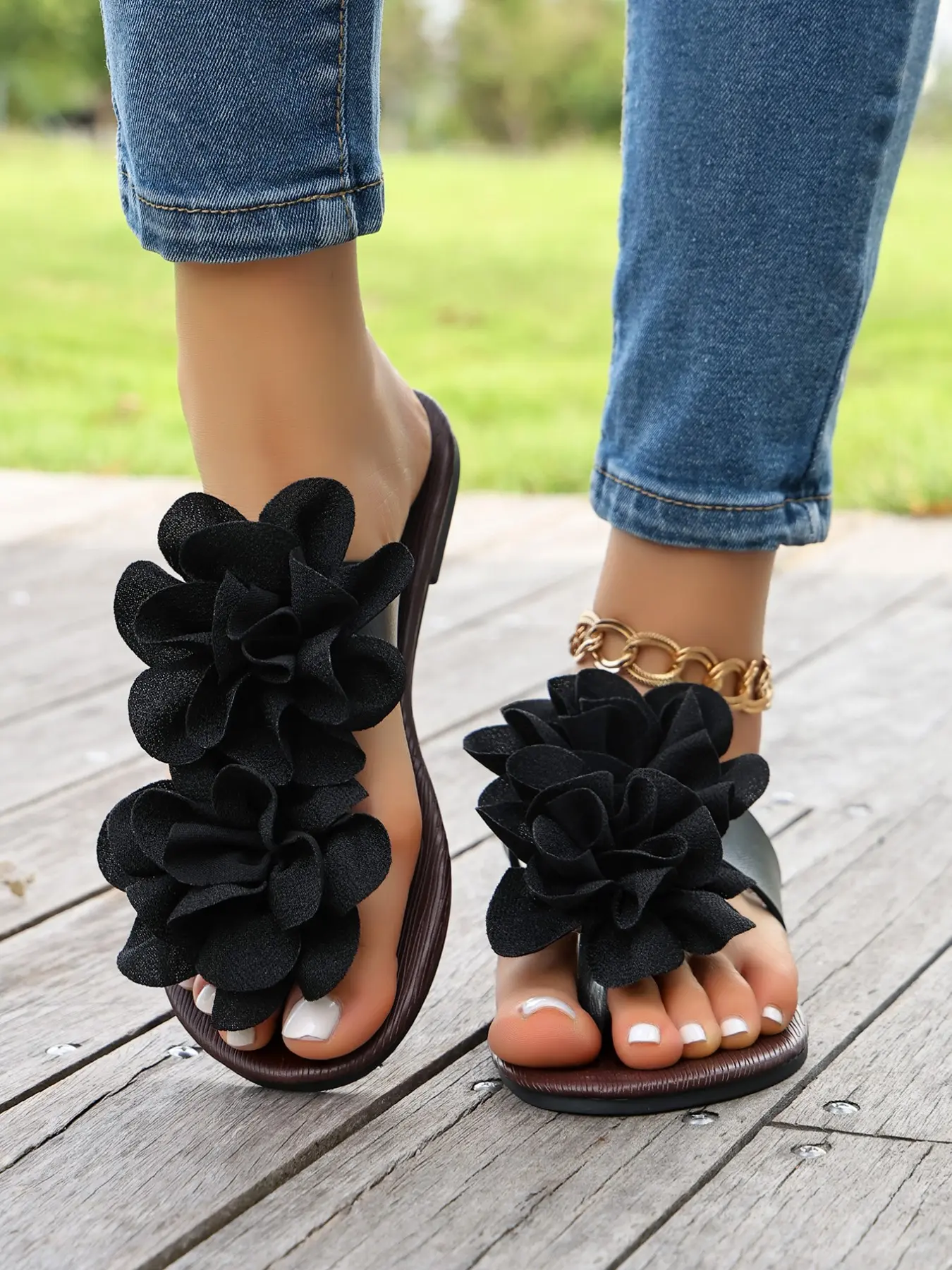 Women Summer One Strap Slide Sandals, 3D Flower Decor, Non-Slip Sole, Casual Beach Vacation Open Toe Slides