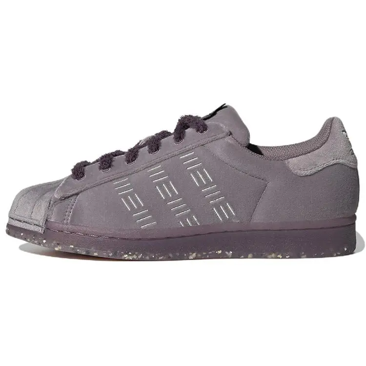 adidas Originals Superstar Suede Classic Casual Cat Low-Top Sneakers HQ8422