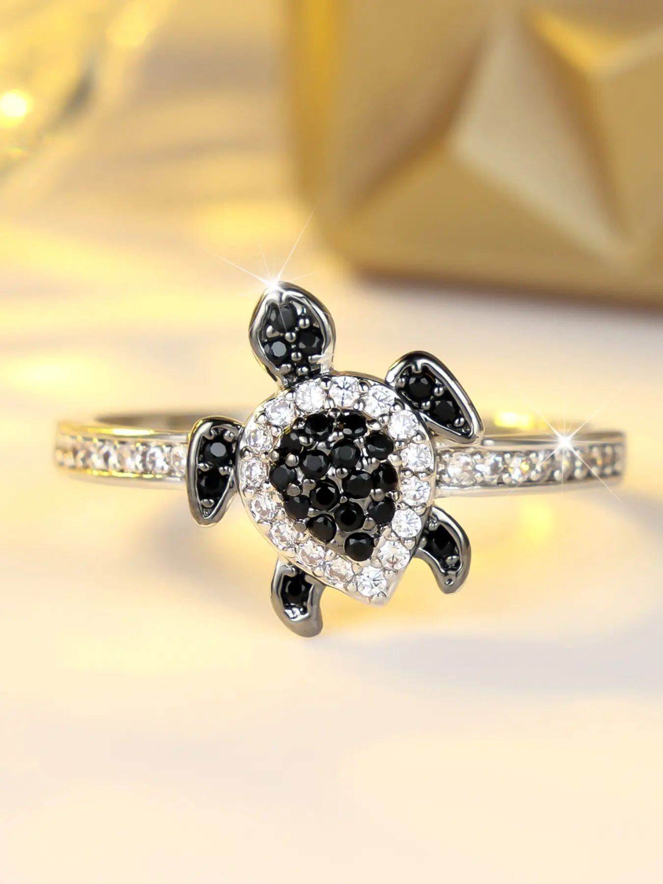 Cute Turtle Ring Rhinestone Decor Animal Rings for Women & Girls Delicate Jewelry Perfect for Engagement Weddings, Daily Wear Anniversary Gift