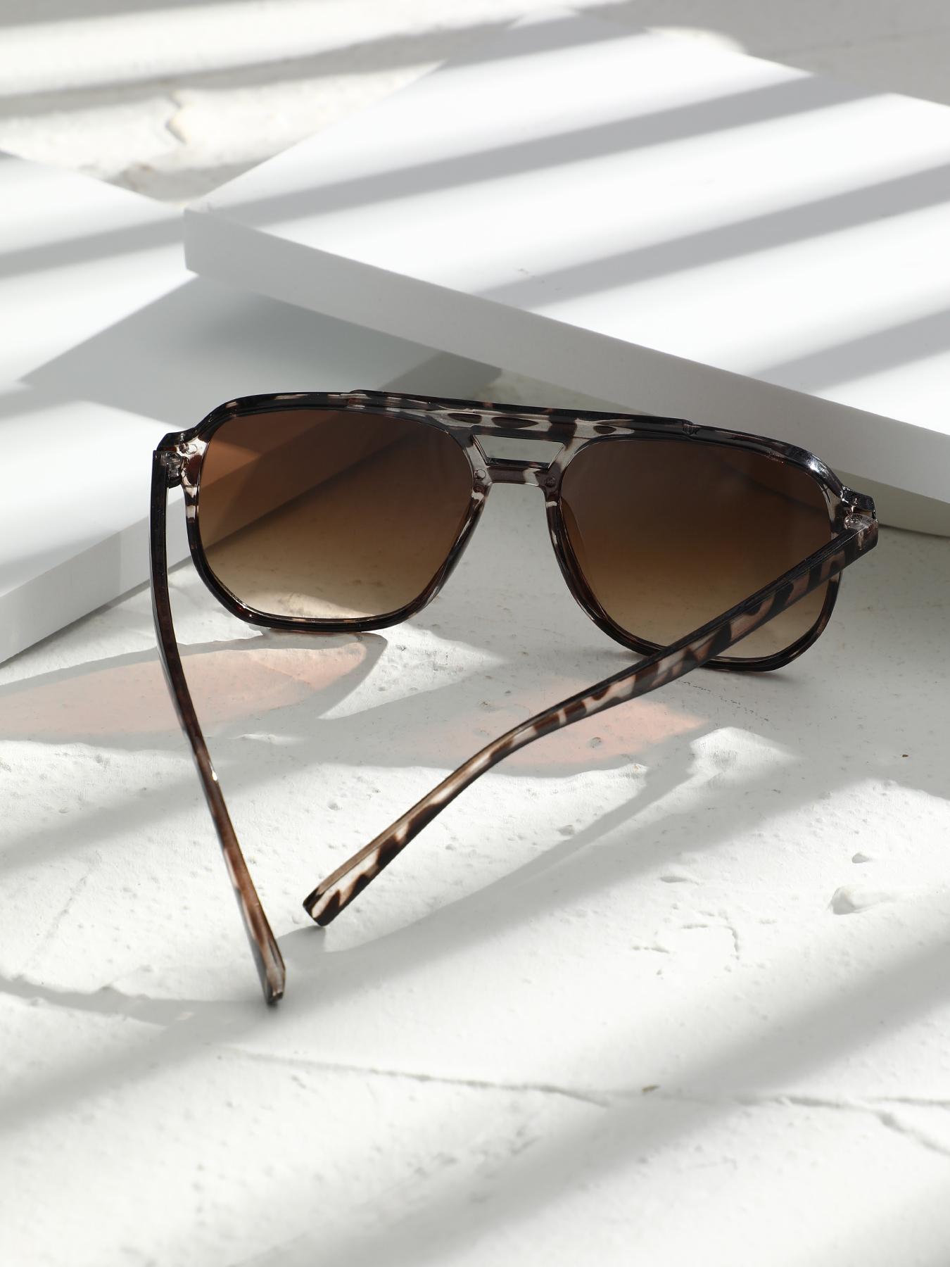 Unisex Vintage Trendy Styling Sunglasses, Retro Outdoor Sports Sunglasses, Fashionable for Men & Women for Everyday Use