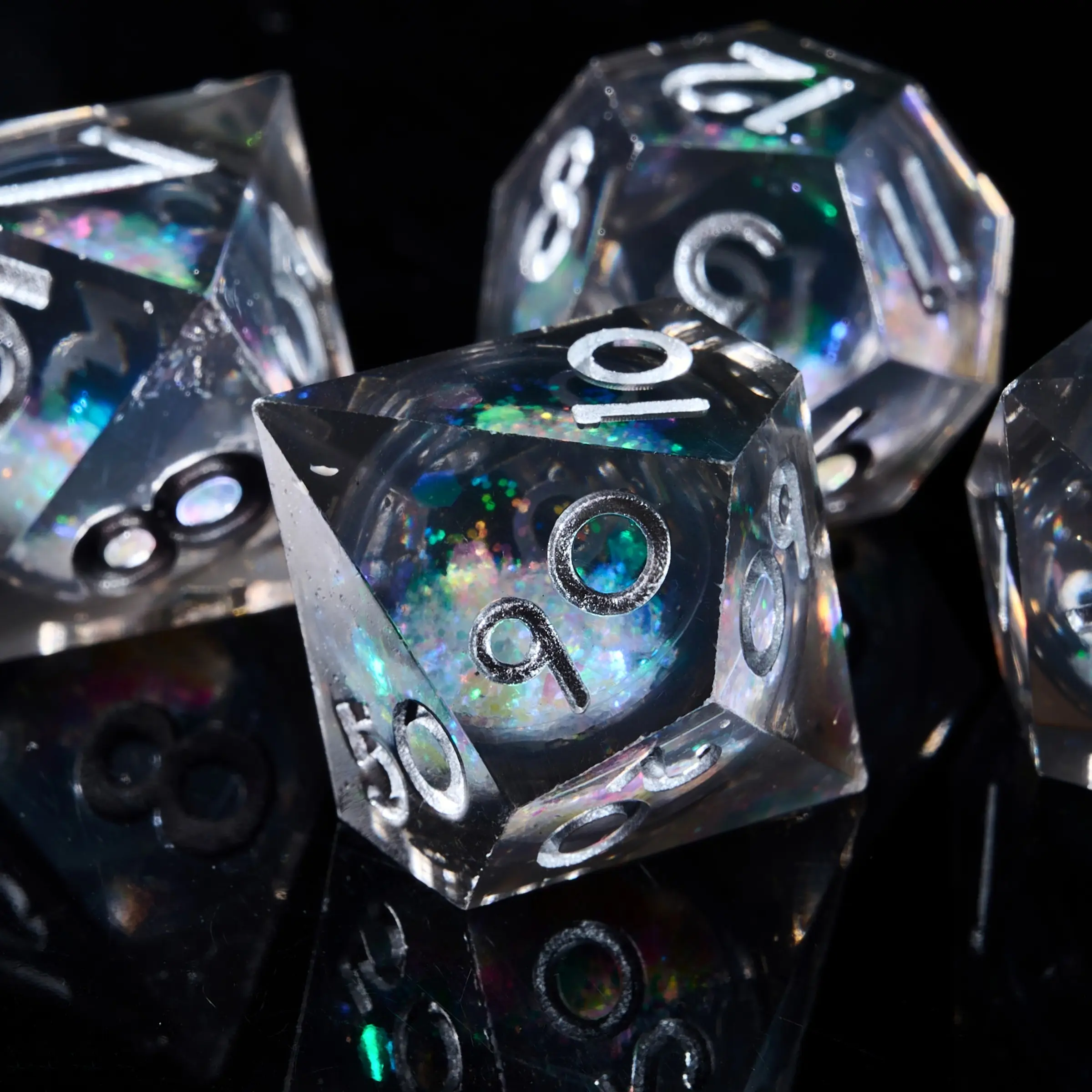 7-Piece Rainbow Liquid Core Dice Set, Transparent Resin Rpg Dice, Multi-Face Board Game Dice, Compatible with D&d/coc/mtg