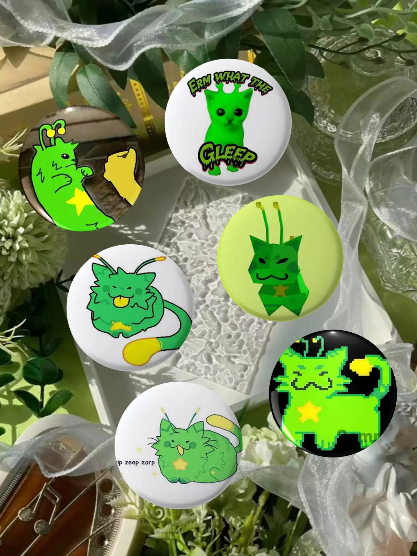 Cute Cat Theme Badge Set, Fun, Fashion Personalized Accessory, Custom Kawaii Badge, Suitable for Daily Wear and Collection