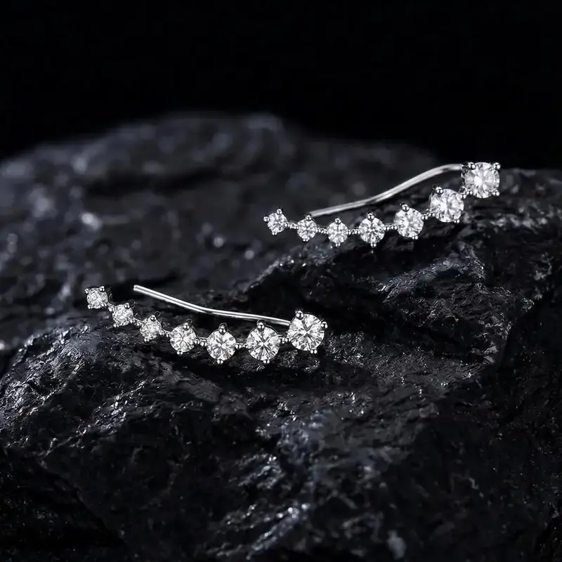 1 Pair Women's Elegant Rhinestone Decorated Bling Stud Earrings, Exquisite Trendy Stud Earrings, Fashionable Jewelry for Women & Girls for Daily & Party Decoration, Artificial Zircon Stud Earrings, Earrings Studs