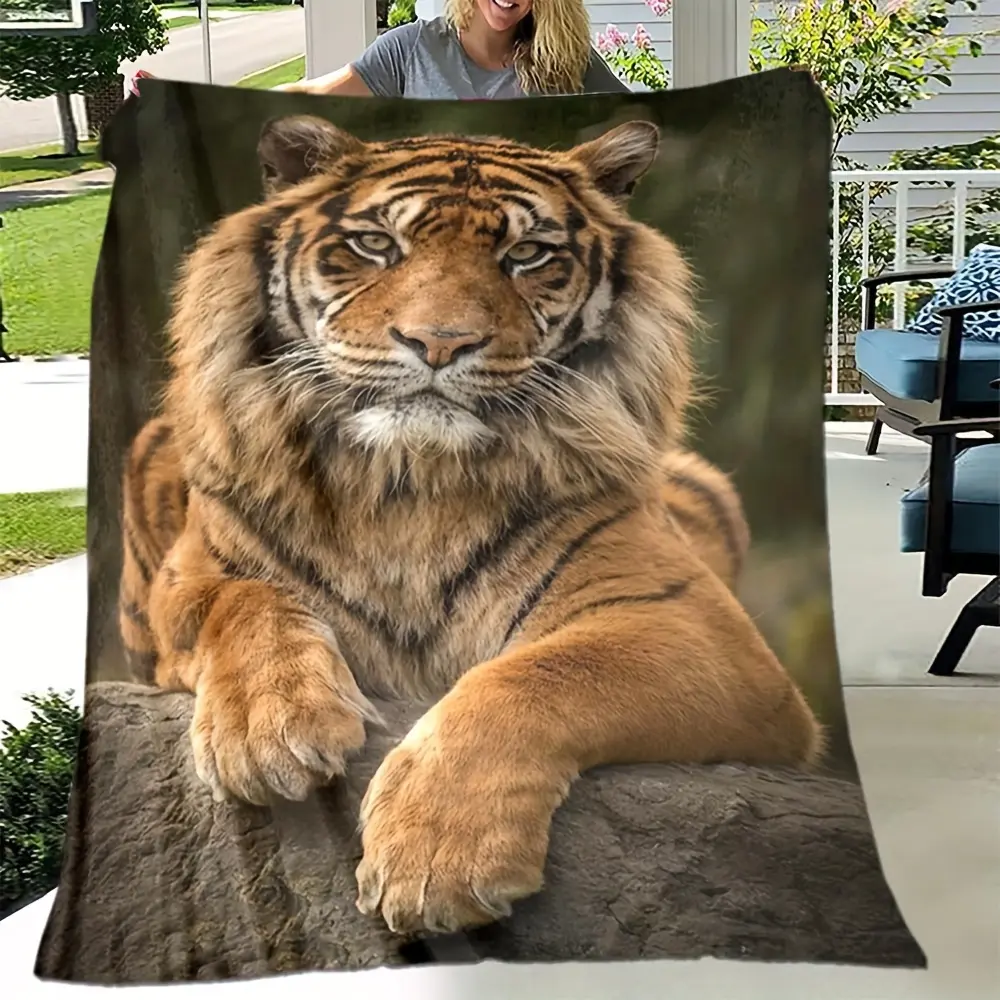 Classic Extra-Soft Tiger-Striped Flannel Bed Warmer - Wrinkle Resistant, Breathable, Durable, Body-Warming, Versatile for Sofas, All Seasons Blanket Life Gift Choice