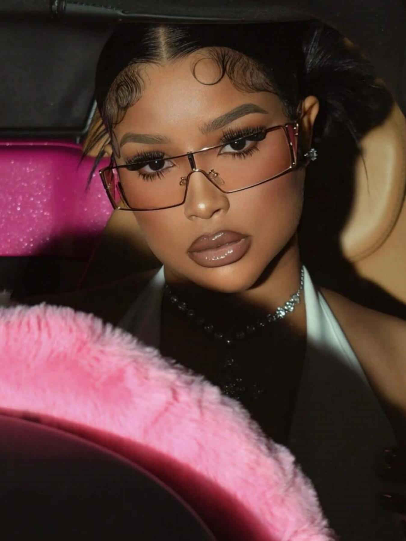 Women's Oversized Polycarbonate Sunglasses, Vintage Style, Metal Hinges, Street Photography, Party & Hiking, Multiple Colors Available