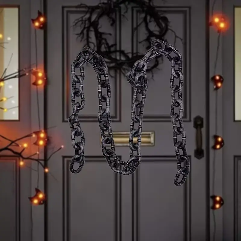 1pcs Halloween plastic chain, fake Halloween props chain, plastic link creepy clothing accessories haunted house decoration.