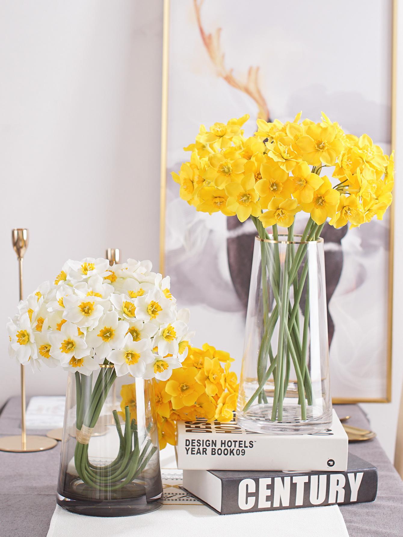 Daffodil Bouquet Silk Flower Plastic Living Room Table Decoration Artificial Fake Flower Potted Plant Home Decoration