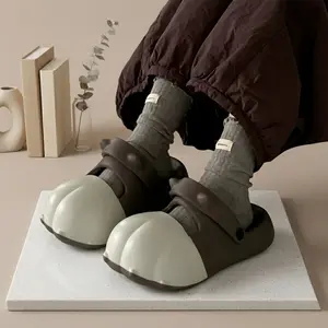 Women's Summer Anti-Slip Arch Support Beach Slippers - Baotou Kitten Paw Cosplay Fashion Shoes