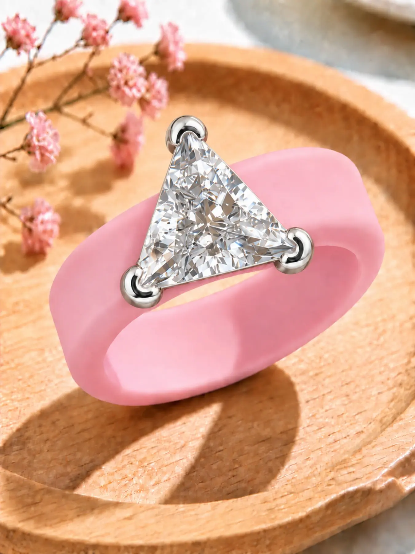 Women's Triangle Cut Diamond Ring, Vintage Round Ball Claw Setting, Band Sparkling Engagement Jewelry Gift