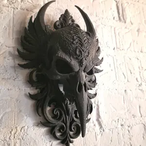 Gothic Raven Skull Statue, Wall Hanging Decor, Perfect for Living Room, Bedroom, Hallway, Halloween and Christmas Gift
