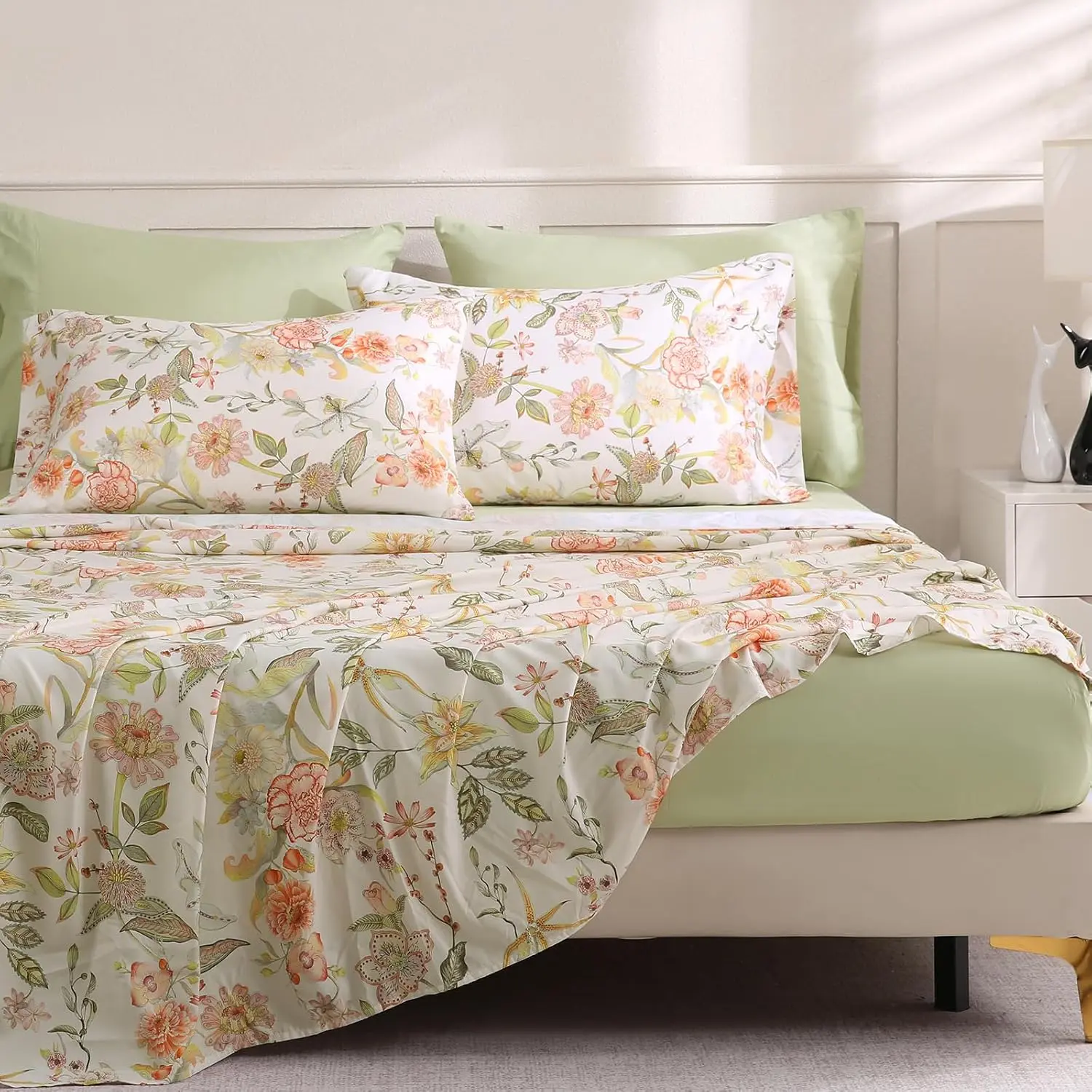 Fall Floral Print Queen Size 6-Pc Sheet Set - Breathable Microfiber Deep Green Fitted Piece, Comfy Patterned Flat Piece, 4 Gentle Soft Pillowcases, Flat Sheets