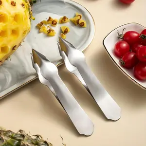 Pineapple Corer Slicer Cutter Pineapple Eye Remover Clip Strawberry Huller Fruits Peeler Stainless Steel Kitchen Knife Gadgets