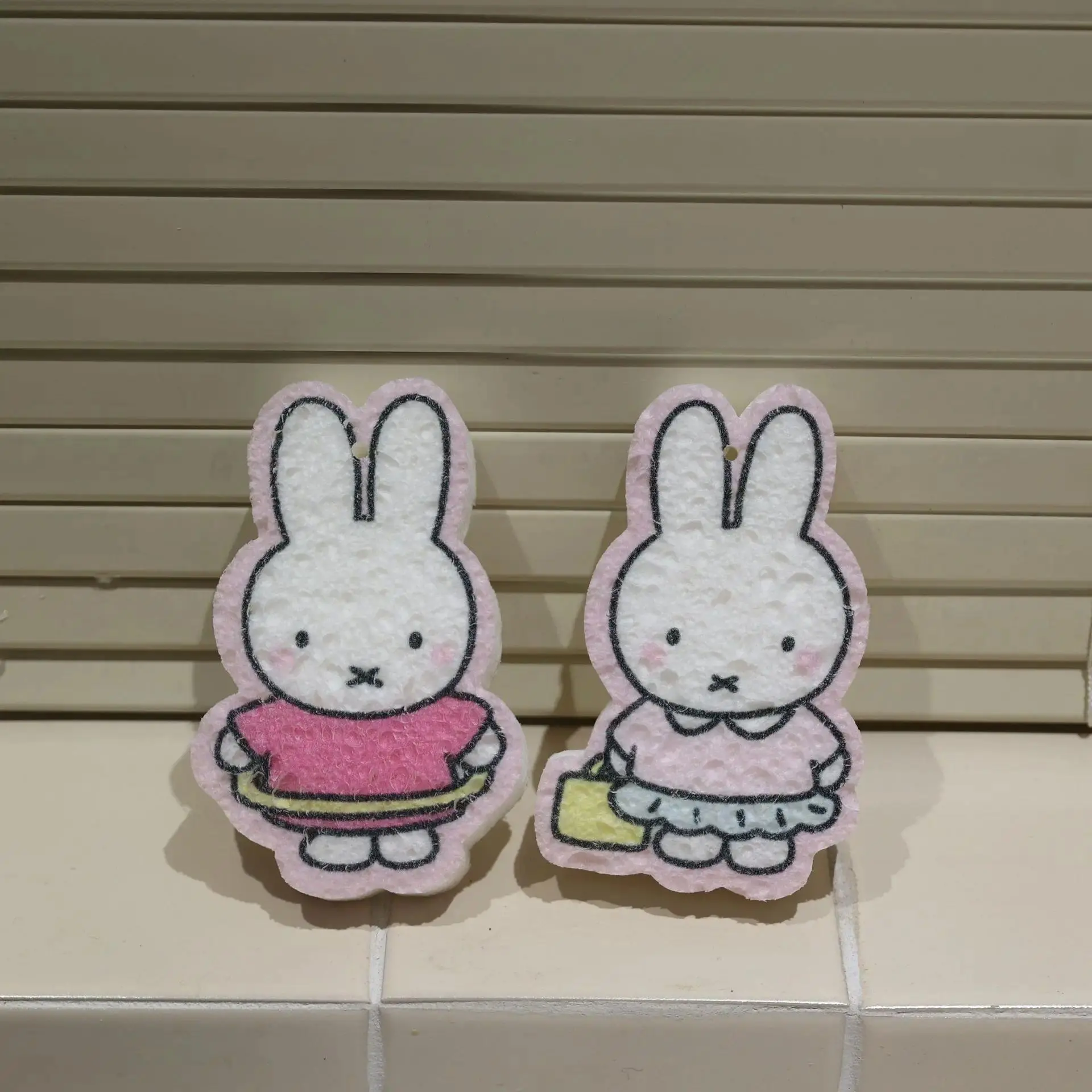 Miffy Rabbit Compressed Wood Pulp Sponge Cleaning Pad Dish Washing Kitchen Sponge Absorbent Scrubber for Kitchen