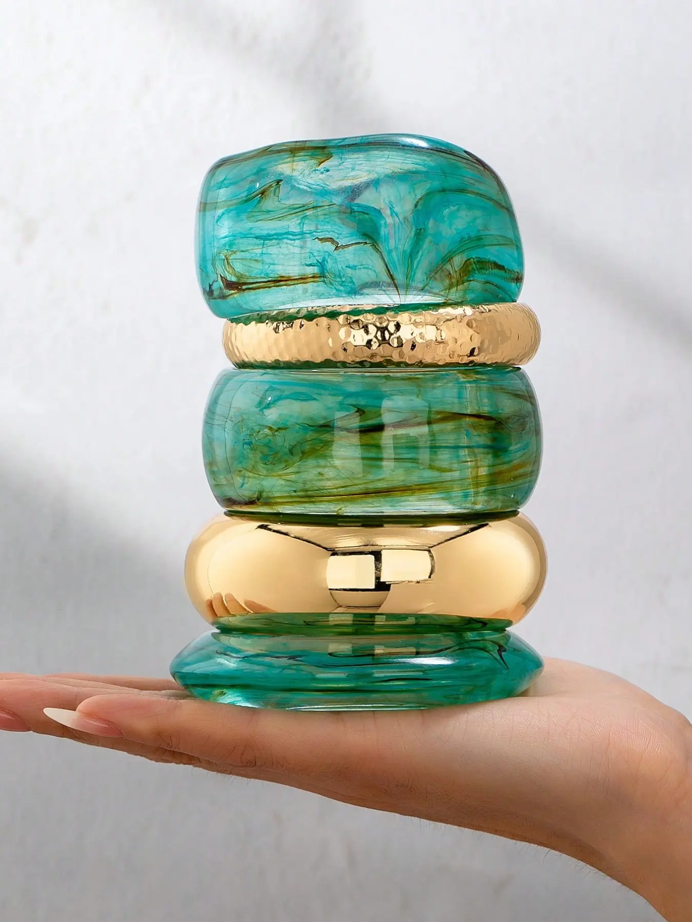 5 Pcs Mixed Color Resin Bracelets, Bold Large Women's Bangle Set, Fashionable Chunky Bangles, Fashion Wristbands, Simple Stylish Arm Rings, Daily Wear