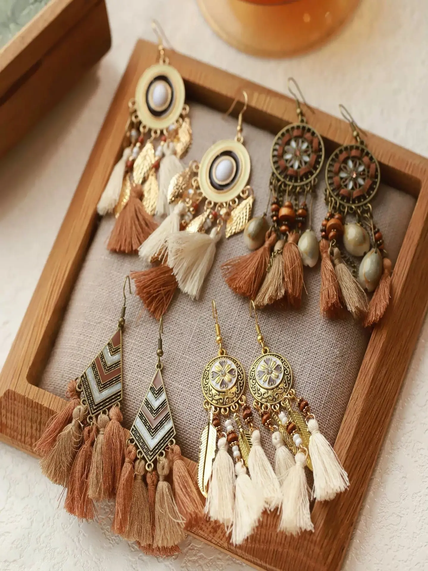 4 Pcs Boho Vintage Dangle Earrings for Women, Beach Style Feather Layered Leaf Fringe Long Drop Earrings, Cute Fashion Jewelry Set