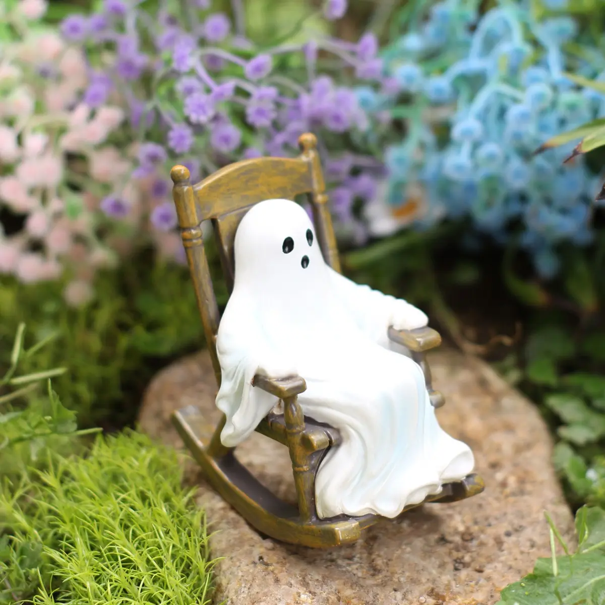 Halloween Ghost Rocking Chair Ornament, Gothic Scene Decor, Desktop Display Stand, Miniature Landscape Statue, Handmade Resin Craft