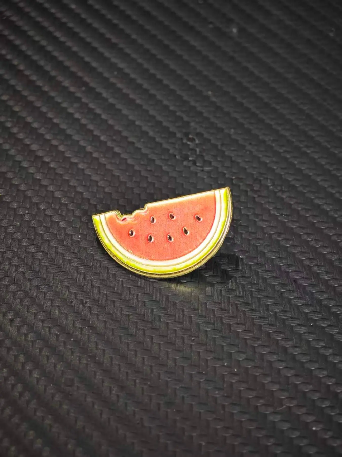 1Pcs Bite Me Watermelon Slice Enamel Pin 🍉 Summer Fruit Brooch | Cute Backpack Pin for Teens | Kawaii Aesthetic Gift