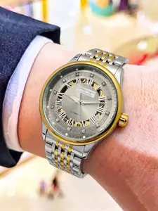 Men's Automatic Mechanical Watch, Stainless Steel Strap, Hollow Out Roman Numerals, Business Casual, Waterproof, Luxury Trendy