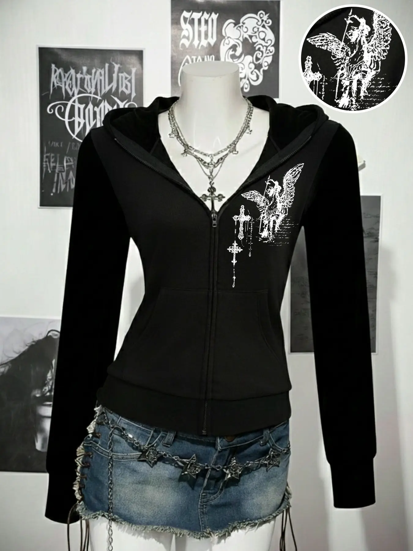 Slim-fit black zip-up hoodie for autumn and winter, featuring vintage angel and cross gothic prints, made of soft fleece material, alternative gothic Y2K style, perfect for everyday street casual wear or punk concerts #hoodiejacket #women'sgothicfashion