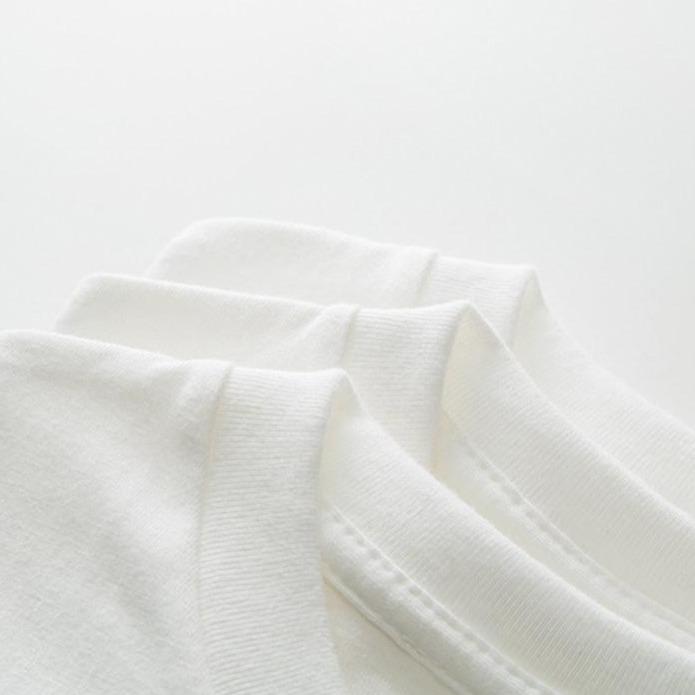 Men's Black T-Shirt - Baby Footprint and Heartbeat Design, Dad 2026, Pregnancy Keepsake T-Shirt for Father's Day, for Everyday Wear by Expectant Fathers