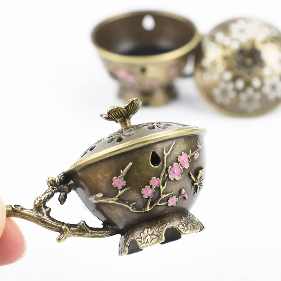Unisex Compact Zinc Alloy Plum Blossom Hand Warmer - Tabletop Tea Room Decor Fit, Compatible with Auspicious Cloud Incense Pieces, Easy Atmospheric Design for Camping & Hiking Hammock Use
