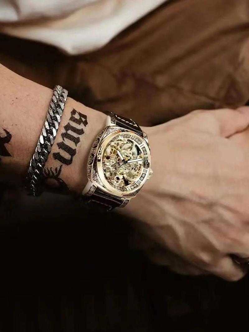 Business Fashion Round Dial Leather Strap Analog Mechanical Watch, Vintage All-match Buckle Automatic Wristwatch for Gift, Luminous Spring Pointer Design Watch with Box, Skeleton Watches, National Day Offers