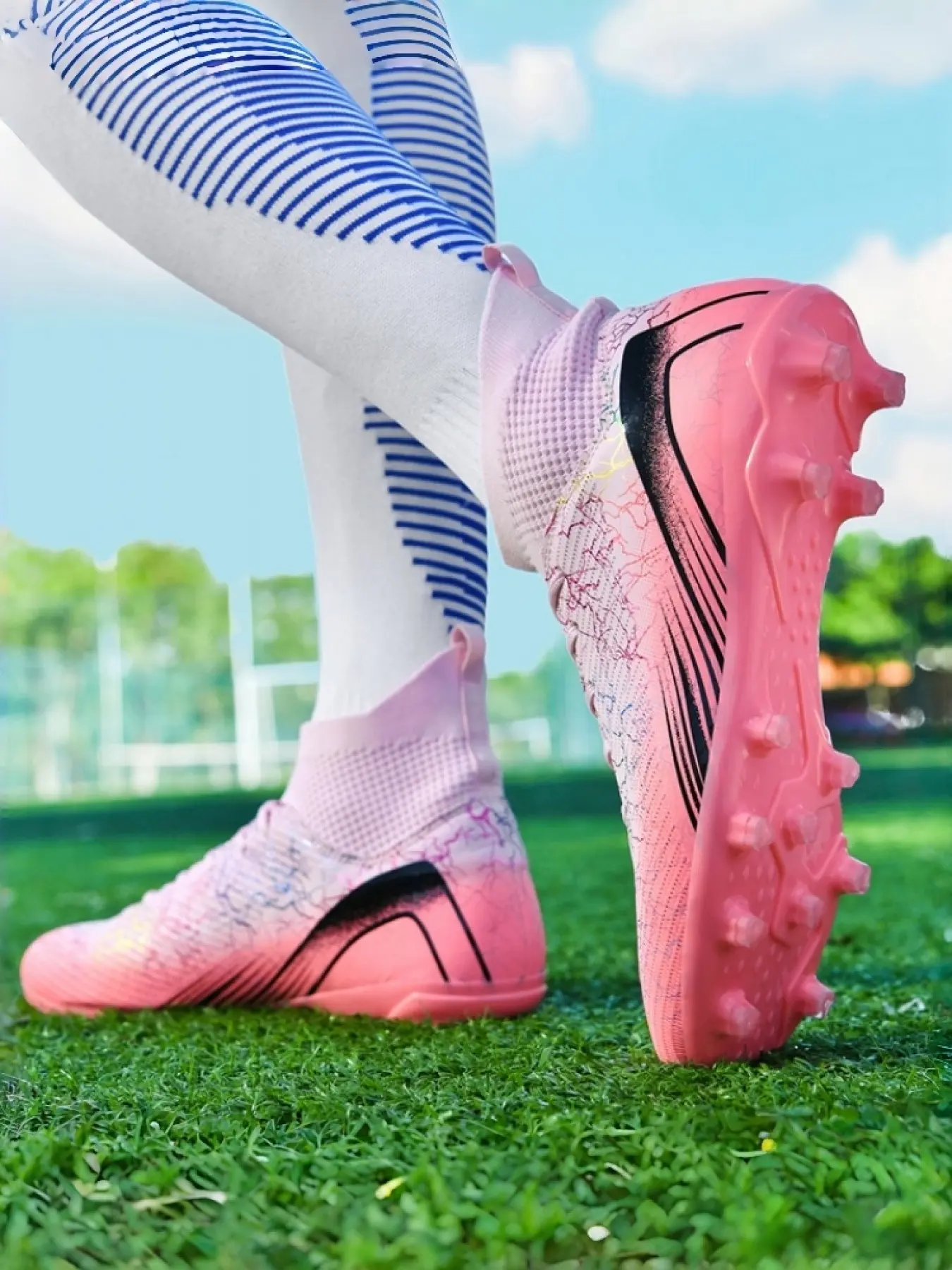 Unisex High-Top Long Stud Soccer Cleats, Lightning Print Breathable Upper, High Rebound, Anti-Slip, Cross-Training, Durable, Football Boots, Soccer Shoes