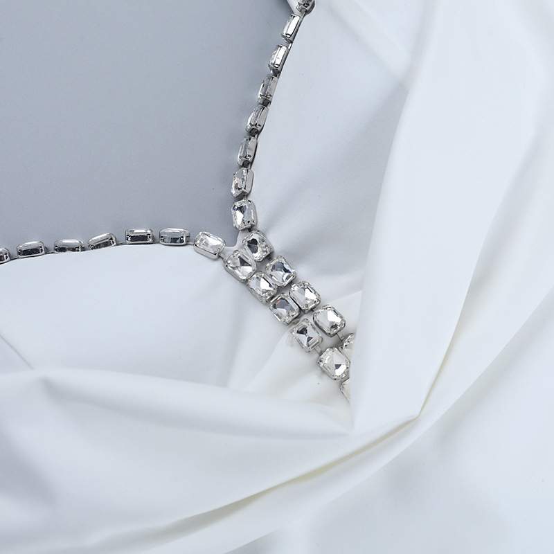 2026-2027-Chic Waist-cinching Figure-flattering Dress