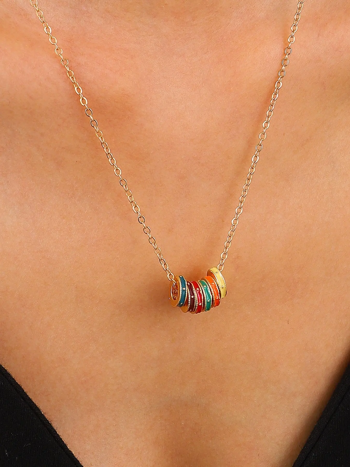 Colorful Enamel Pendant Necklace, Vintage Geometric Design, Casual All-Season Jewelry, Unique Fashion Accessory for Daily Wear