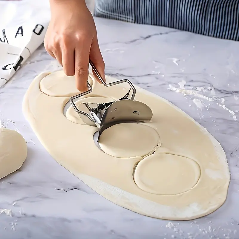 Stainless Steel Dumpling Cutter Roller, Dough Roller, Round Roller Cutter, Ravioli Cutter, Manual Rolling Cutter, Kitchen Essential