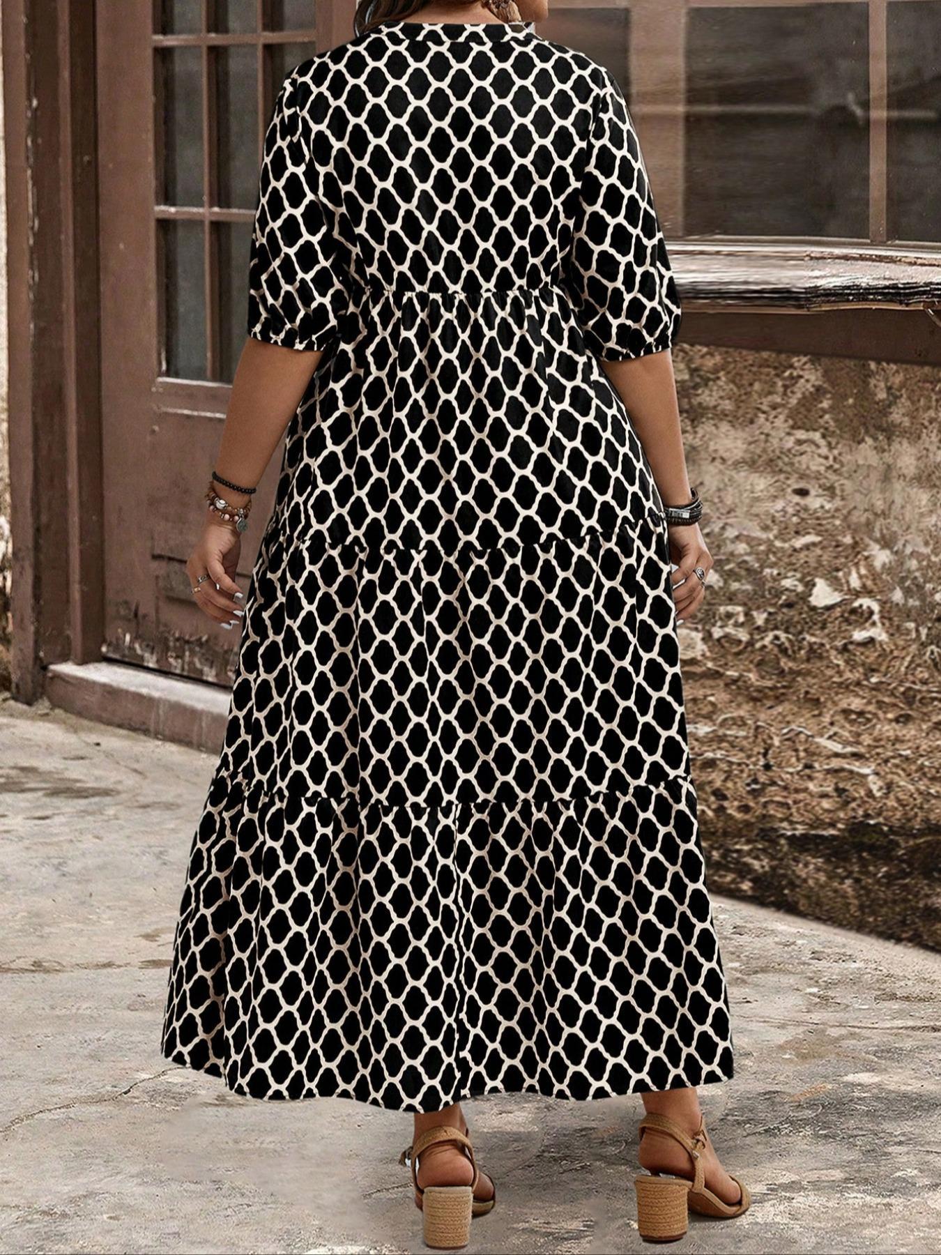 【Plus Size】 All Over Print Pocket V Neck Dress, Casual Fashion Half Sleeve Dress for Daily Outdoor Wear, Women Plus Clothing for 2025, Pocket Dress