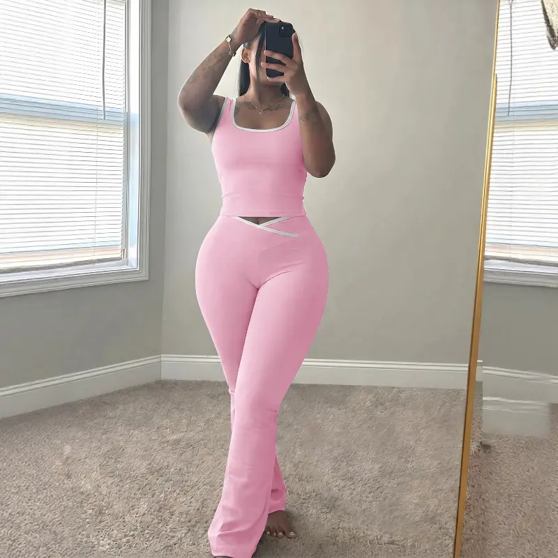 Women's 2-Piece Cute Sports Bra & High-Waist Color Block Flared Leggings Set - Crisscross Back, Contrast Color, Slim Fit, Comfortable, Sexy Workout Activewear, Belly Closure, Ideal Valentine’s Day Gift