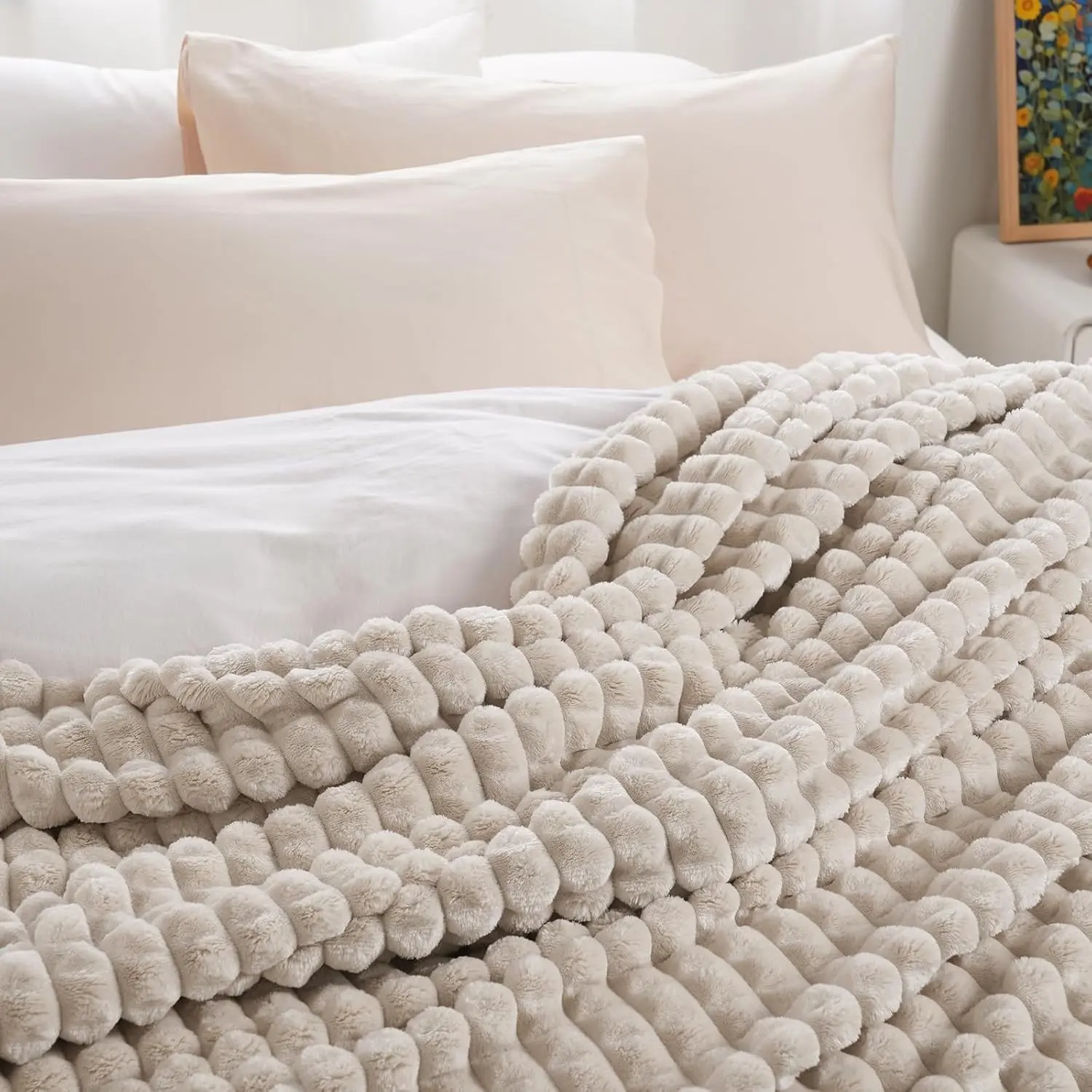 Luxury Soft Fleece Blanket King Size, No Shed No Pilling, 380GSM Fluffy Cozy Throw Blankets for Bed, 108"x90",Lightweight Warm Bedding for Home Decor, Ideal Gift for Women, Oak