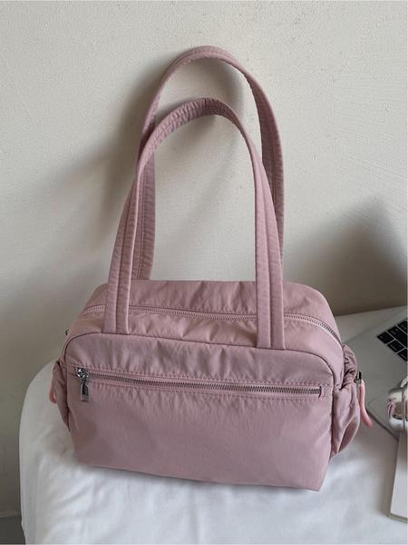 Fashionable and lightweight travel, fitness, leisure, nylon cloth handbag, simple and versatile, portable single-shoulder underarm bag for commuting, zipper closure, multiple colors optional, suitable for short trips, sports, fitness, campus commuting, an