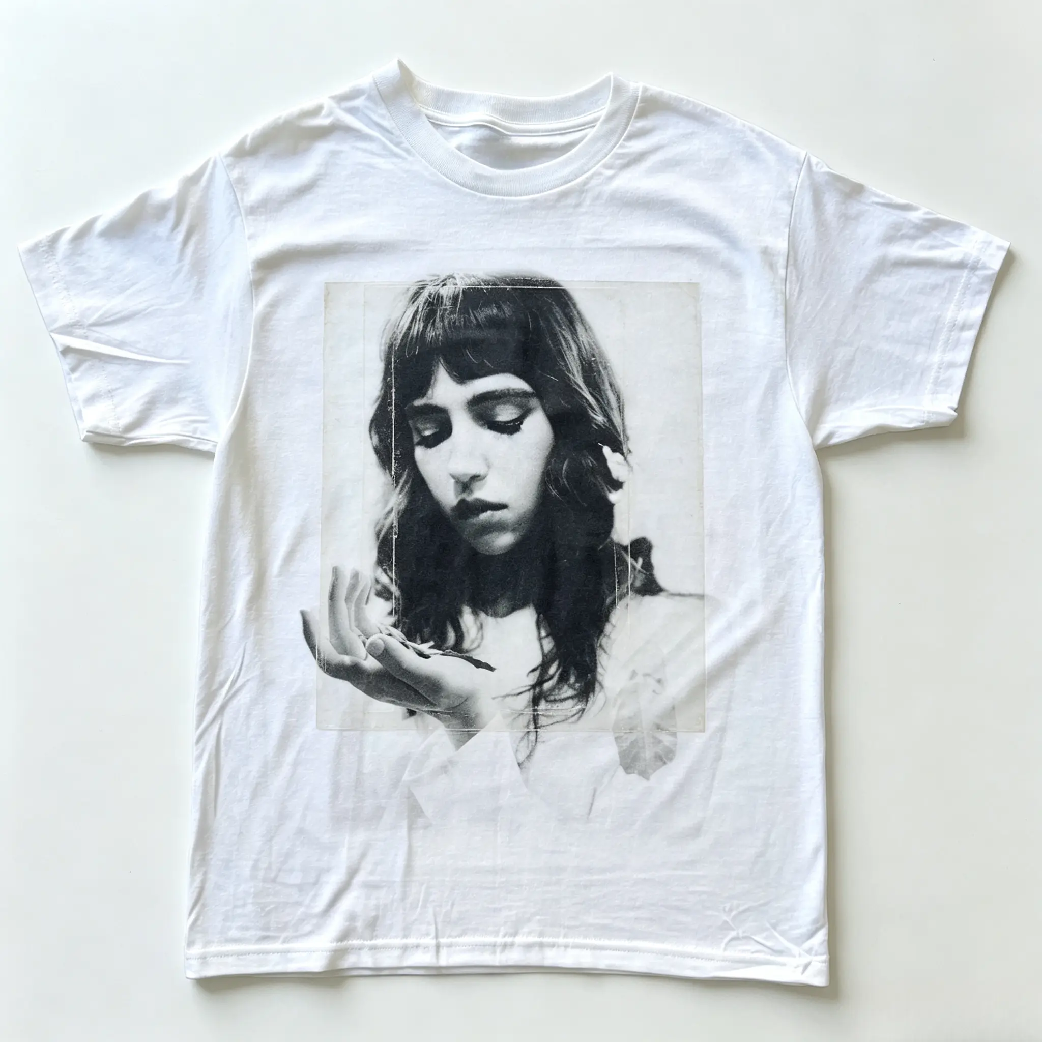 Clairo Jumbo Print Unisex Fitted Short-Sleeve 100% Cotton Premium Soft Breathable Crewneck Graphic Tee, Halloween Garment for Daily Wear, All-Season Versatile Sport & Outdoor Top
