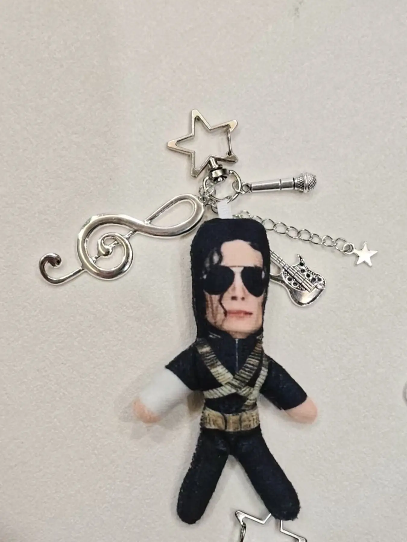 Music Theme Handmade Doll Keychain, Creative Bag Charm Gift for Music Lovers, Unique Accessory for Fans, Perfect Present Idea